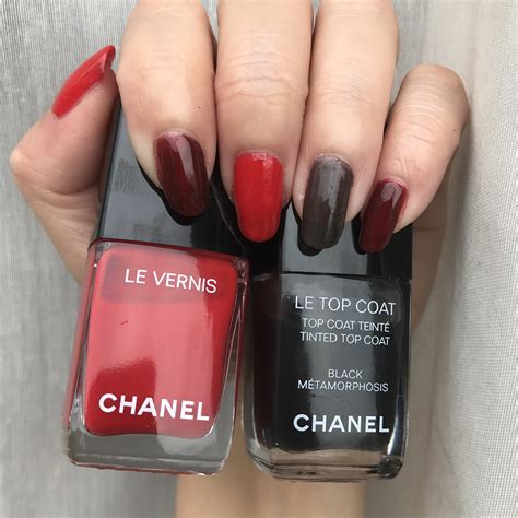 chanel black metamorphosis|New Chanel Top Coat Review, Color Changing Polish .